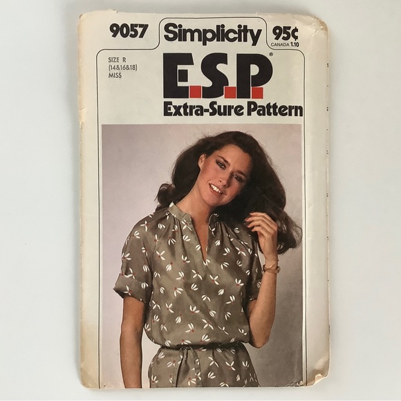 Simplicity 9057 Sewing Pattern - Picture 1 of 2